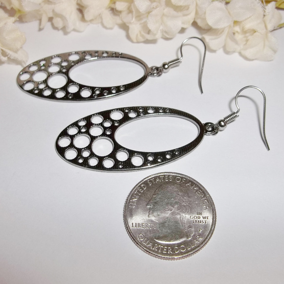 Edgy Hoop Earrings Dark Silver Gunmetal Jewelry Gift Idea For Her Dangle 3965 - Picture 6 of 8